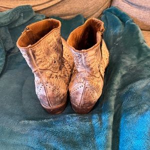 Matisse ankle boots size 11